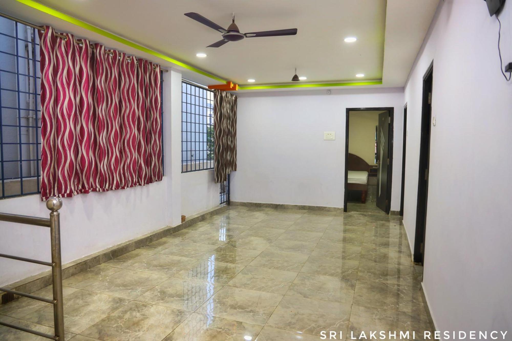 Sri Lakshmi Residency Hotel Tirupati Exterior photo